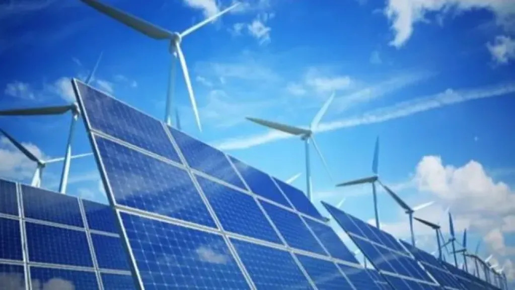 الأسواق العالمية تهتز: النفط يقفز والغاز الأوروبي يرتفع 35%